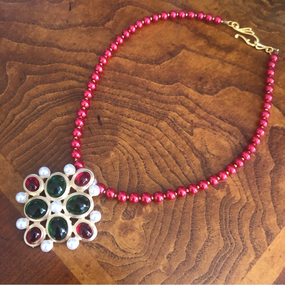 Handcrafted repurpose cabochon glass stone pendant Czech glass Pearl necklace - Picture 10 of 12